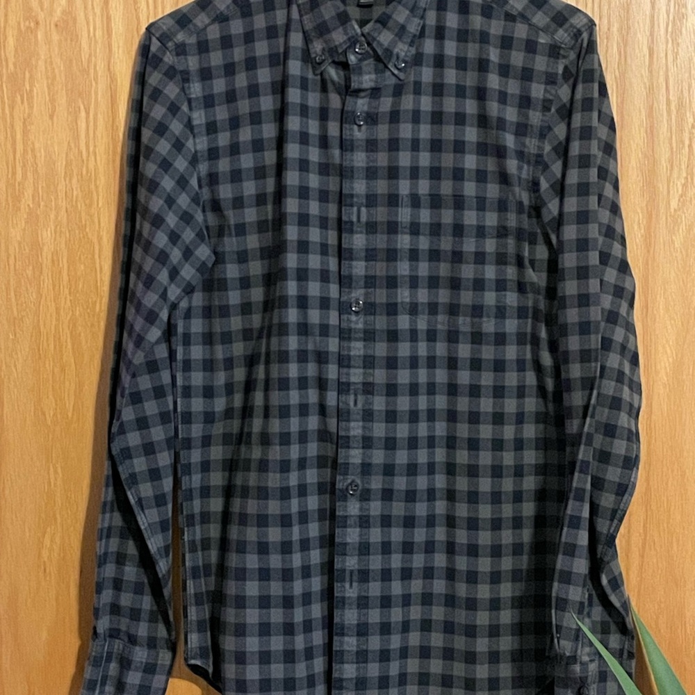 J. Crew Men's Black and Charcoal Buffalo Plaid Oxford Shirt